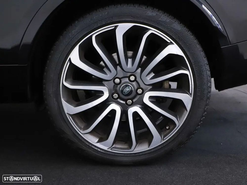 Land Rover Discovery 2.0 SD4 HSE Luxury Auto - 12