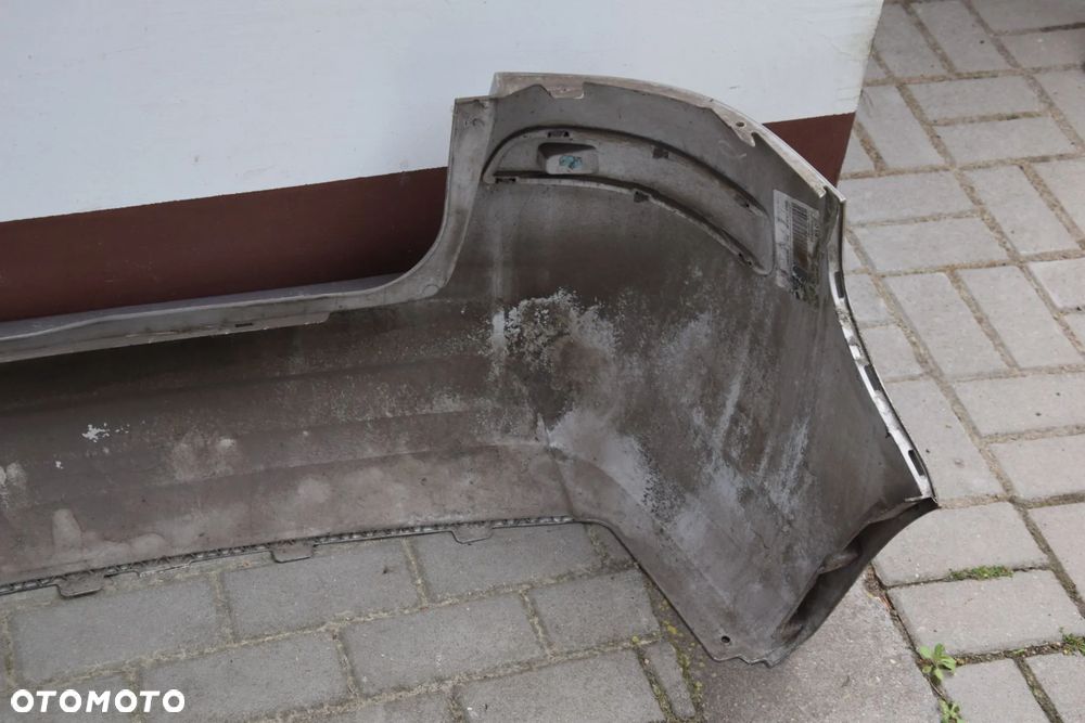 Opel Zafira B 05-14 Zderzak tylny tył srebrny Z157 - 10