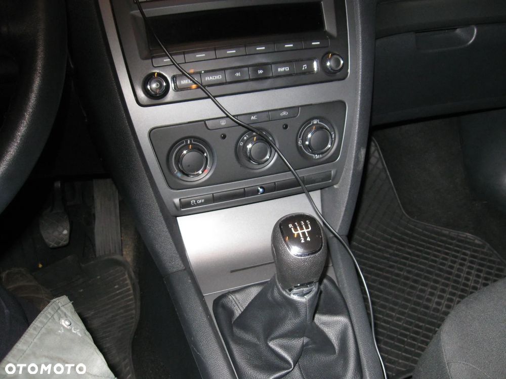 Skoda Octavia 1.6 Active - 13