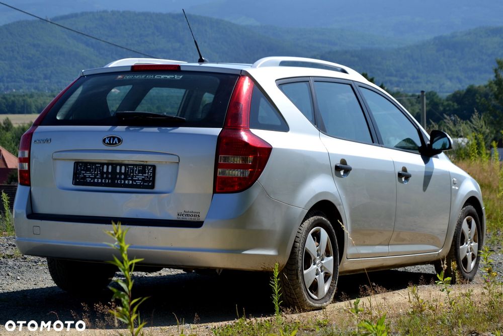 Kia Ceed 1.6 Comfort + - 4