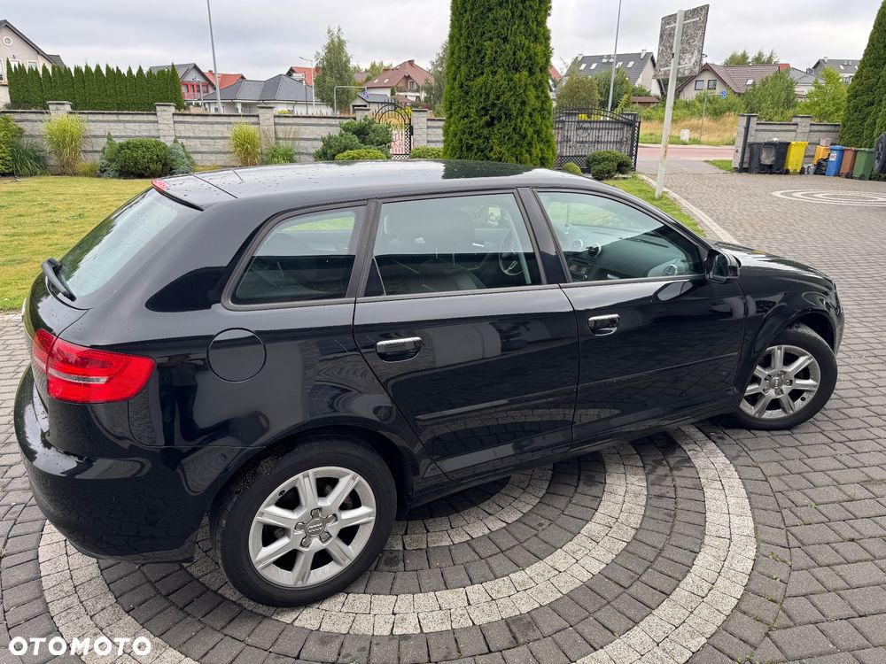 Audi A3 Sportback 2.0 TDI DPF Attraction - 9