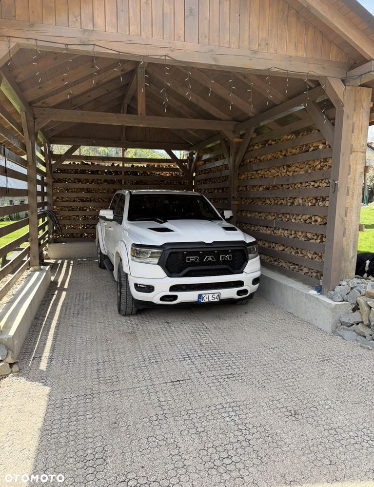 RAM 1500 Crew Cab Shortbed Laramie - 2