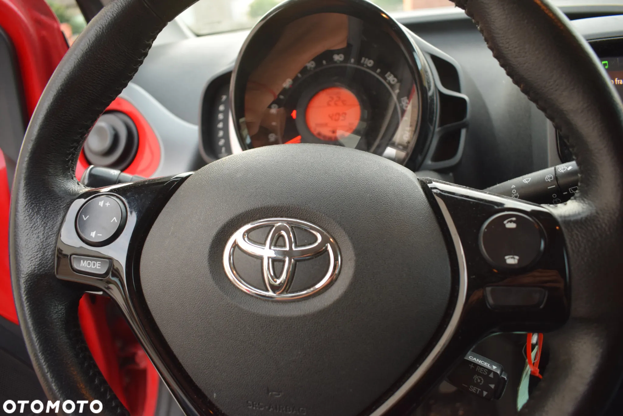 Toyota Aygo 1.0 VVT-i Color Edition - 9