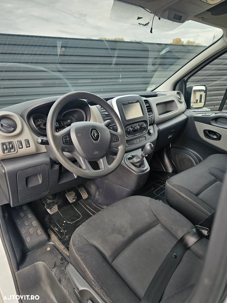 Renault Trafic - 9