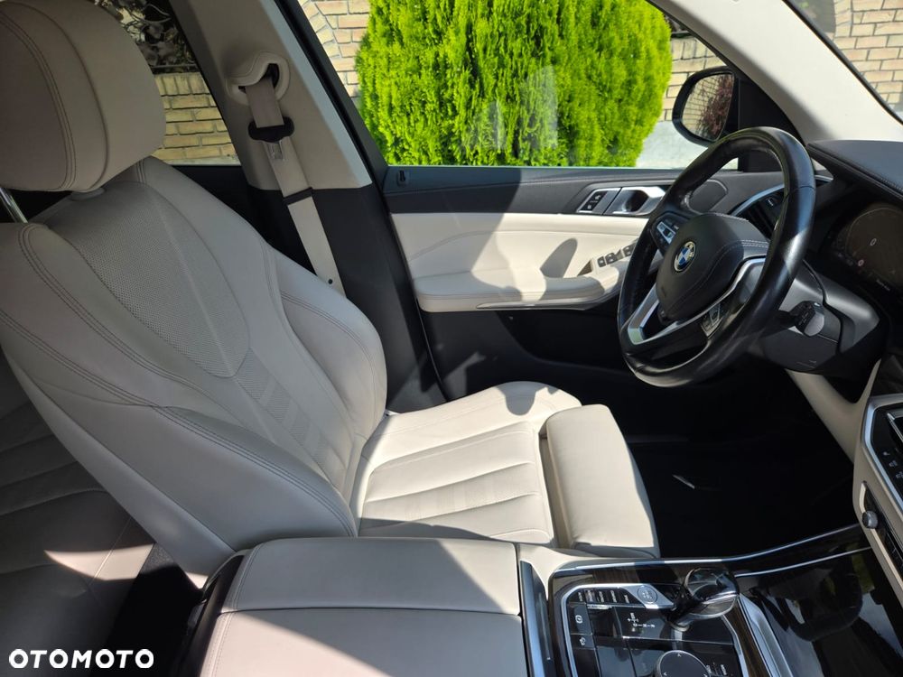 BMW X5 xDrive30d mHEV - 25