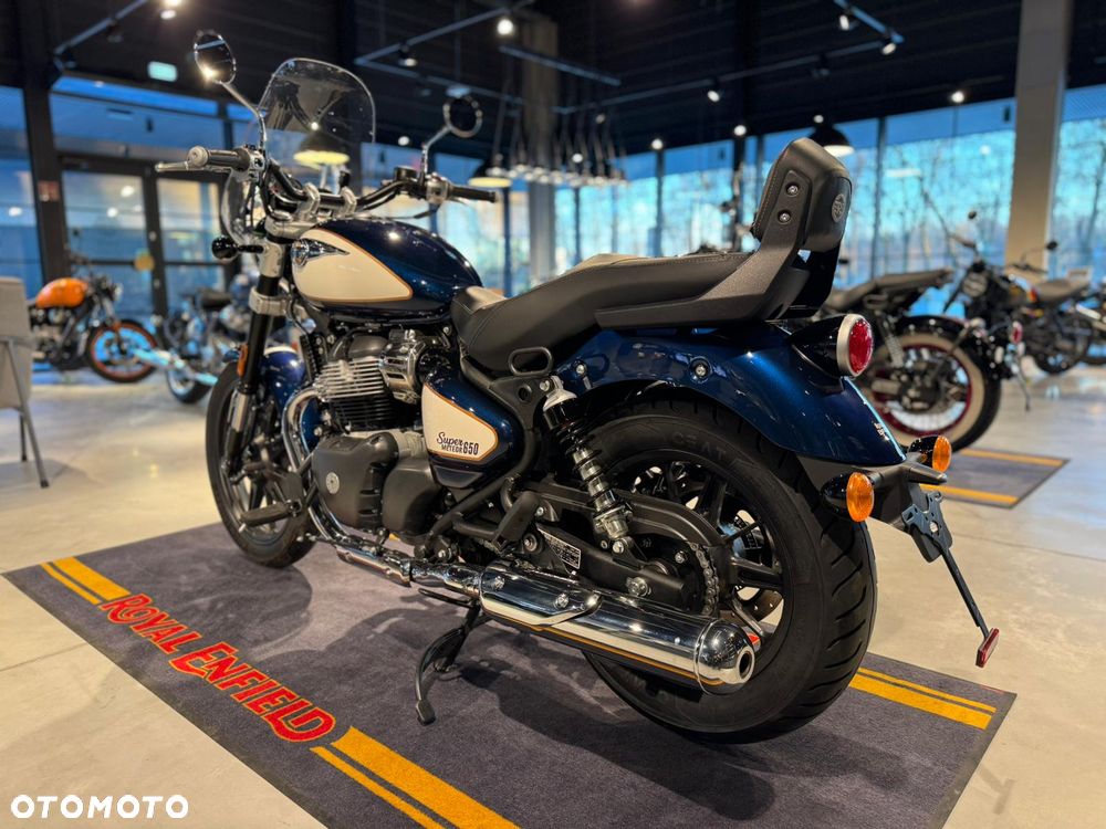 Royal Enfield Super Meteor - 7