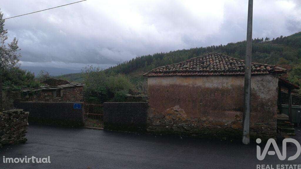 Casa / Villa em Alvares de 56,00 m2 - Grande imagem: 2/15