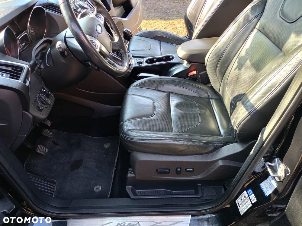 Ford Kuga 2.0 TDCi 4x4 Titanium - 8