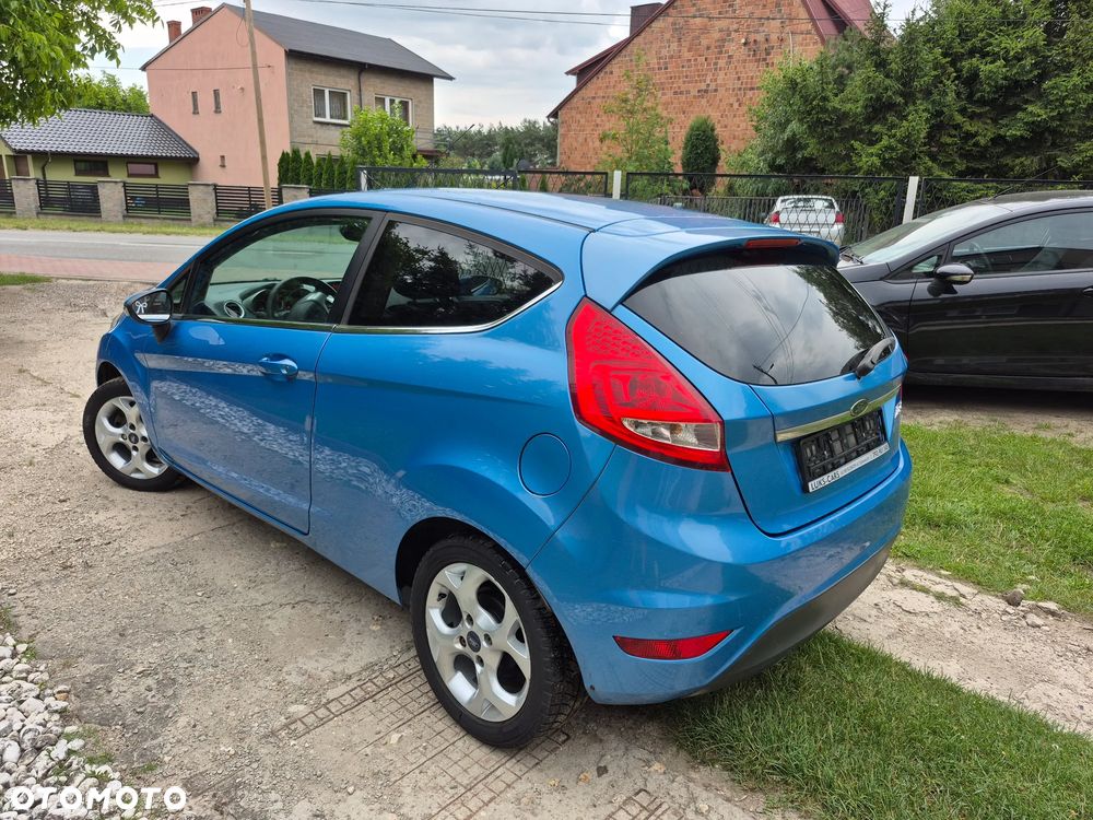 Ford Fiesta 1.25 Titanium - 11