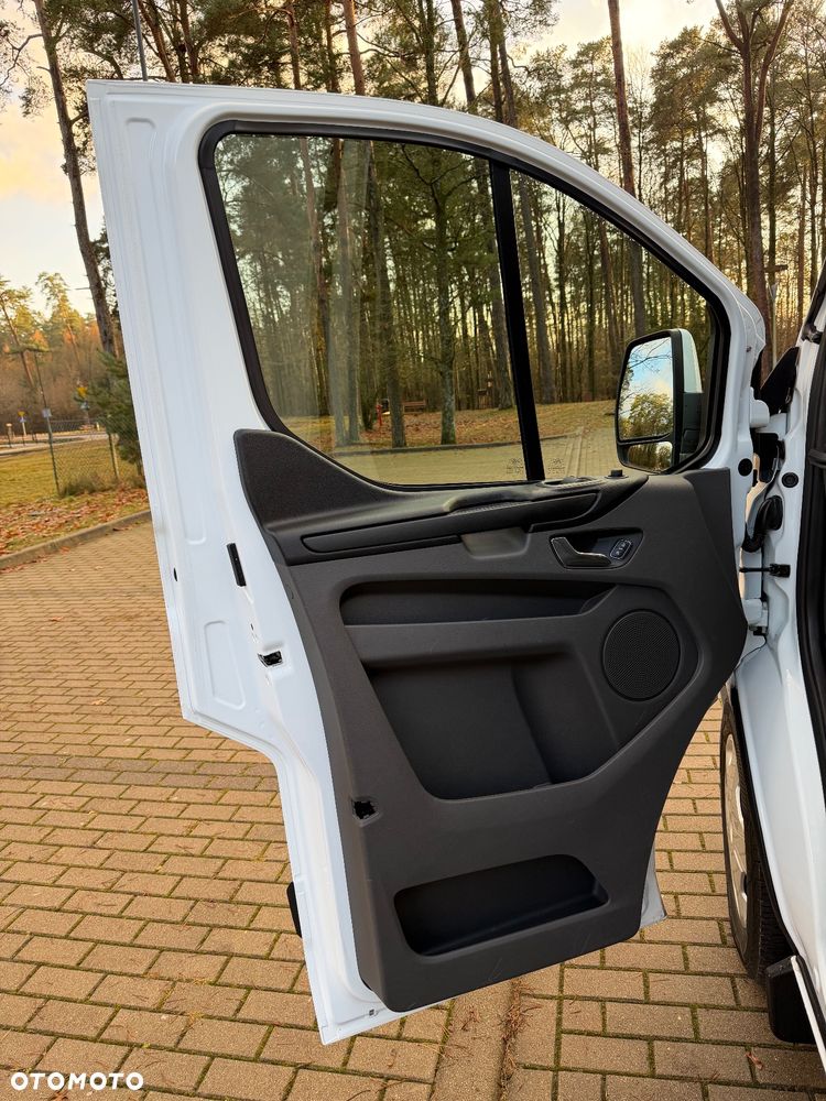 Ford Transit Custom - 17