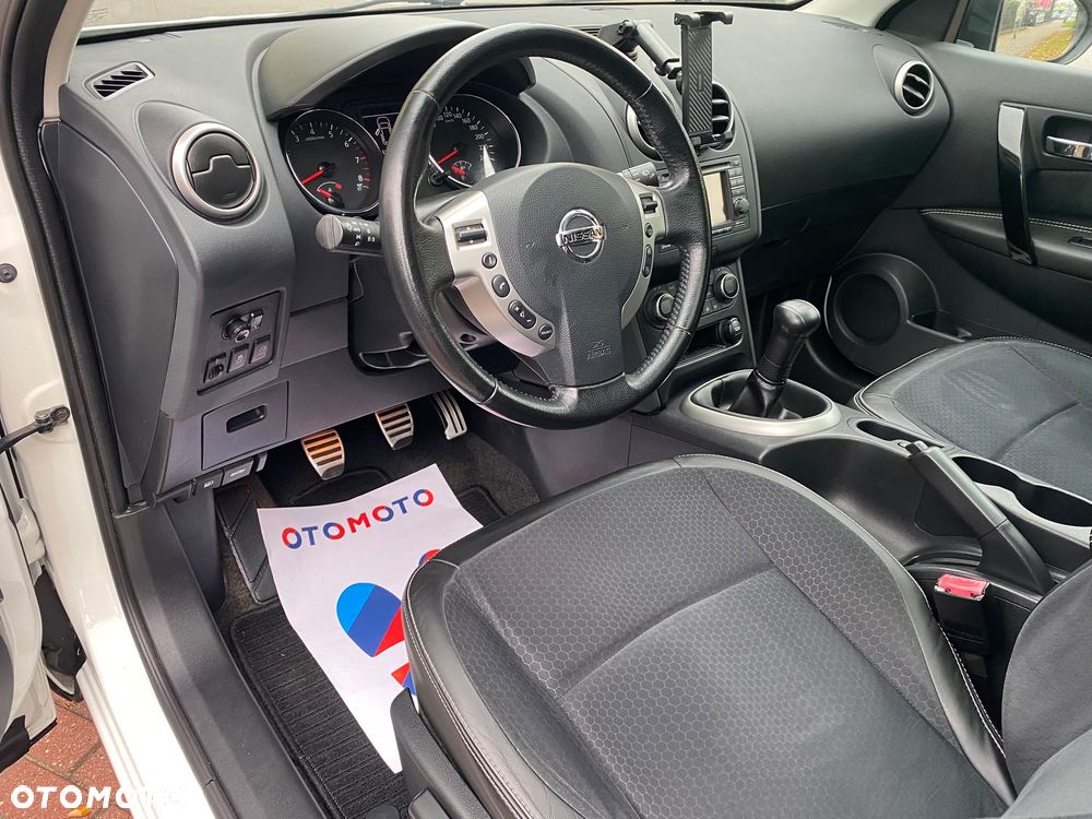 Nissan Qashqai 1.6 360 - 19