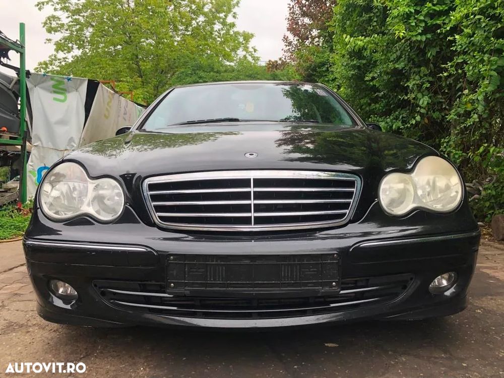 Dezmembrari Mercedes C-Class W203 2006 - 1