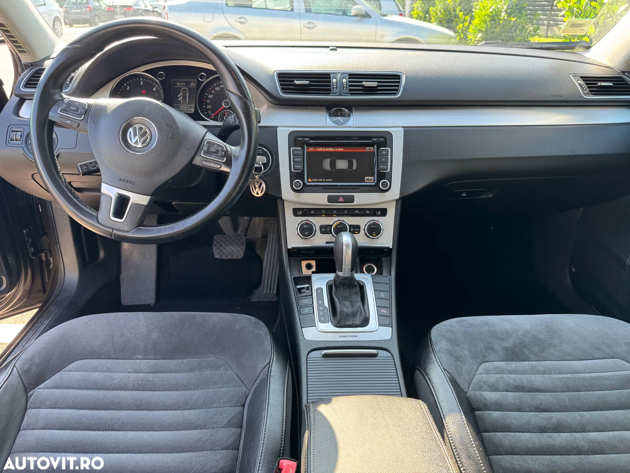 Volkswagen Passat - 10