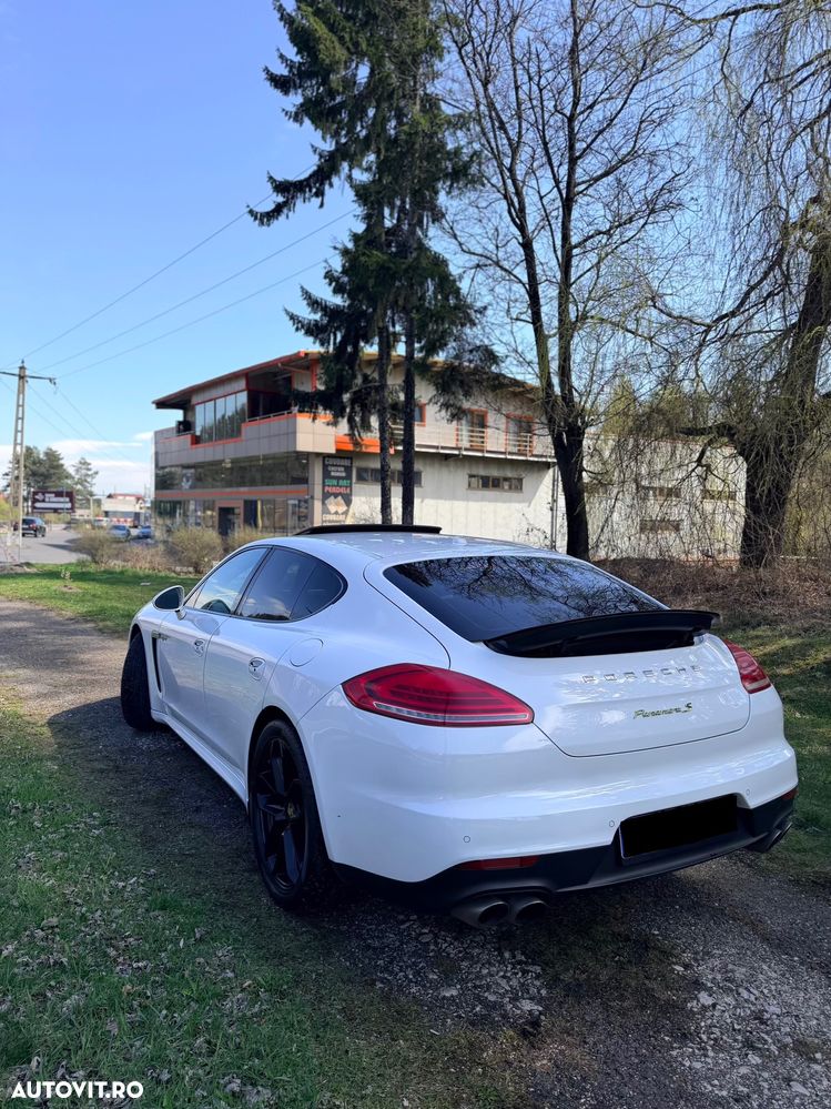 Porsche Panamera 3.0 PDK S - 9