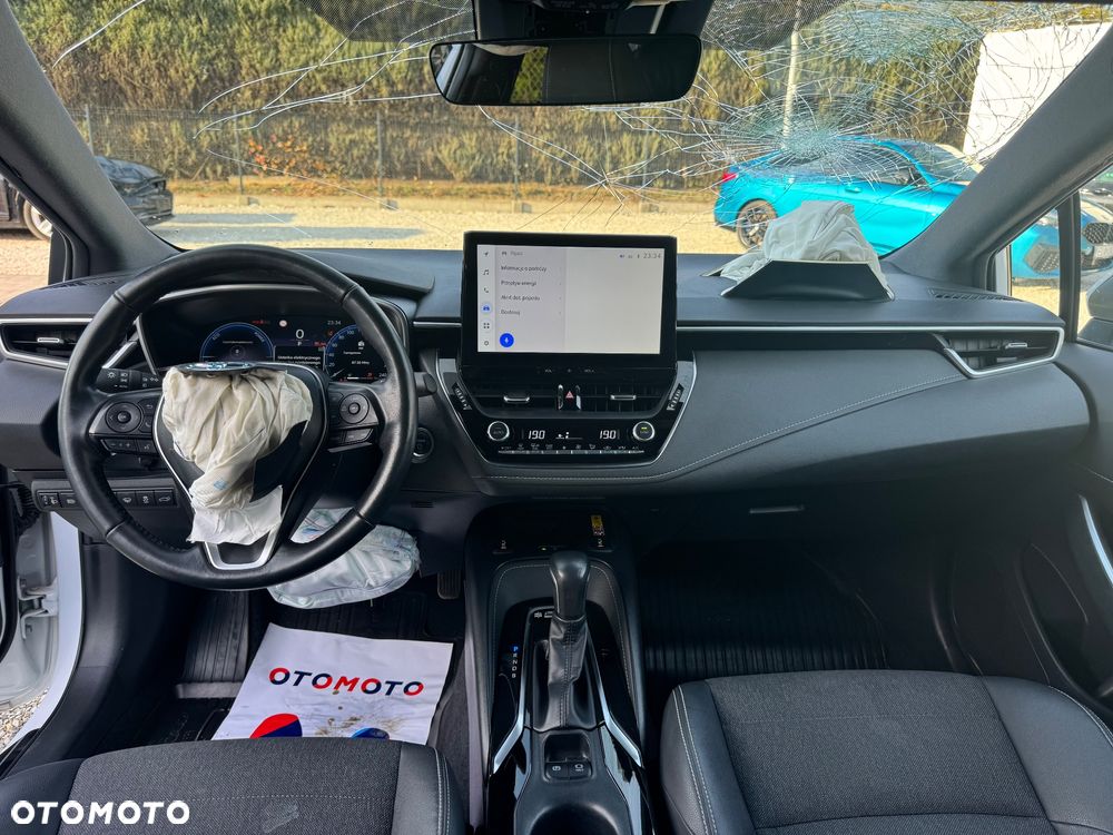 Toyota Corolla 1.8 Hybrid Style - 30