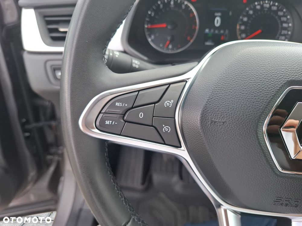 Renault Captur - 16