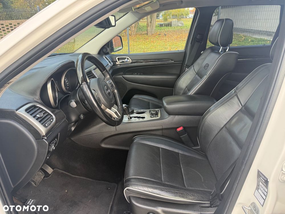 Jeep Grand Cherokee - 10