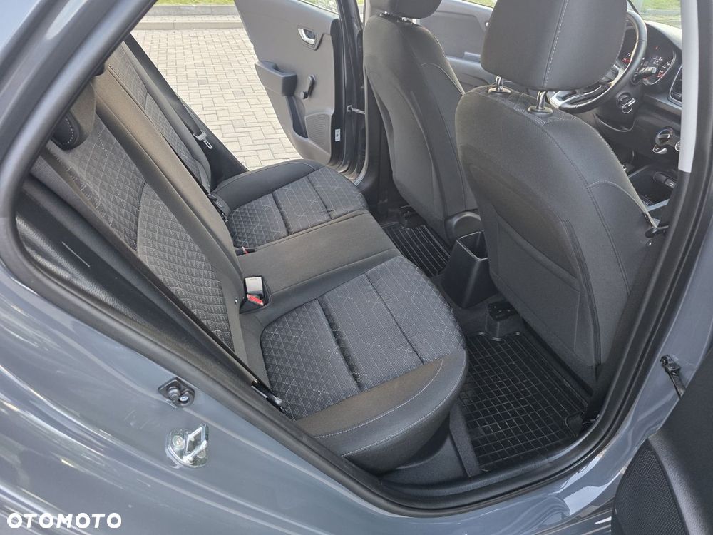 Kia Rio 1.2 M - 15