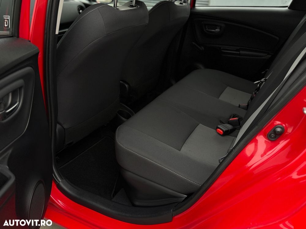 Toyota Yaris Hybrid 1.5 VVT-i Team Deutschland - 24