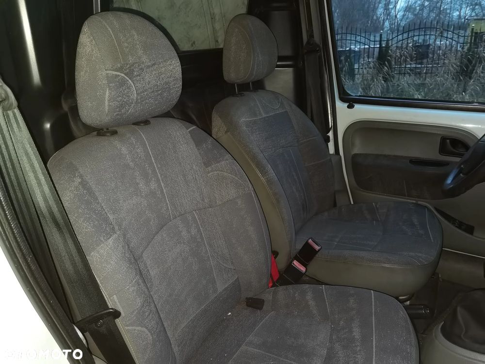 Renault Kangoo 1.5 dCi Authentique - 10