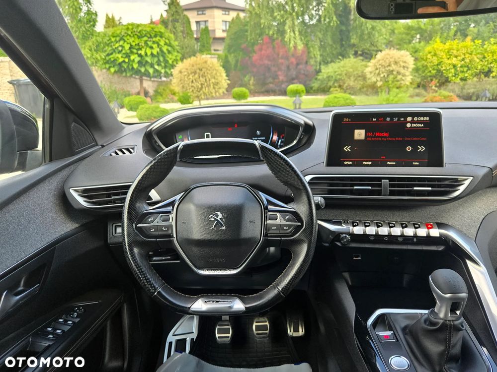 Peugeot 3008 - 16