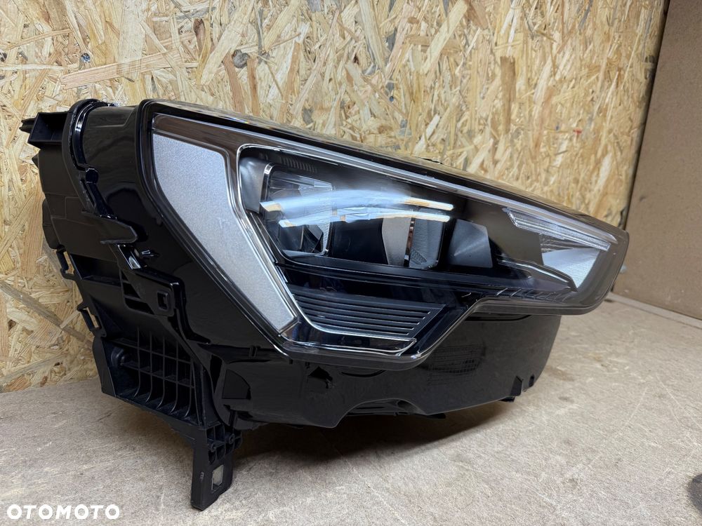 LAMPA PRZÓD PRAWA PRZEDNIA PRAWA AUDI Q3 II 83A LED 83A941012 - 23