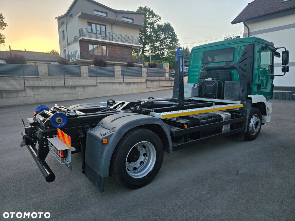MAN TGM 18.340 urządzenie hakowe AXOR - 7