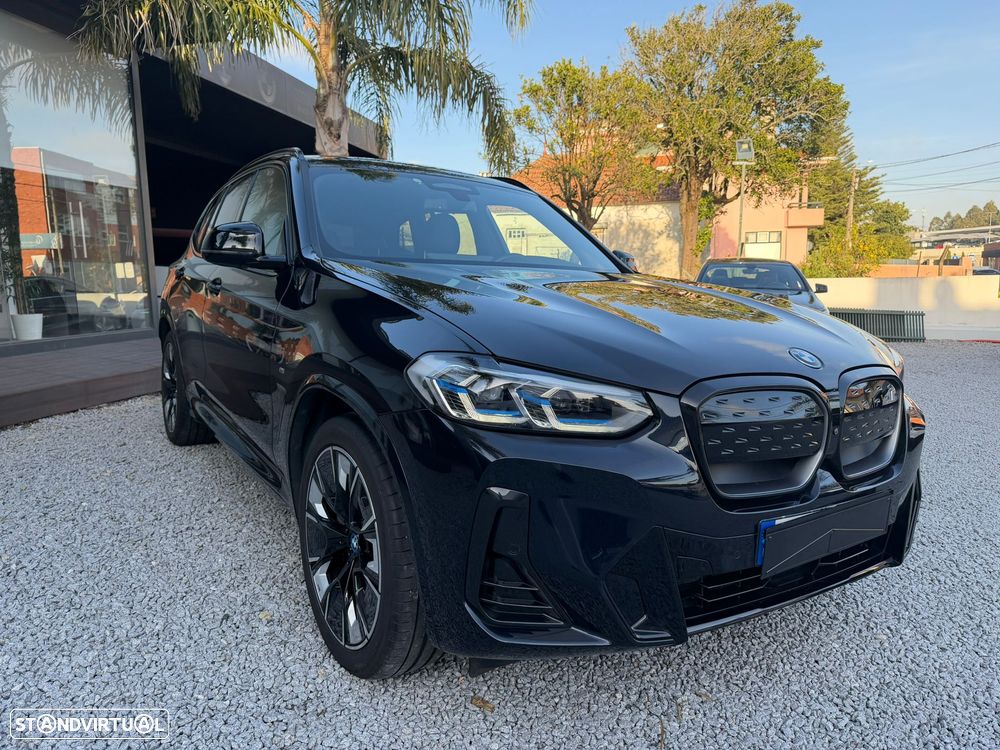 BMW iX3 M Sport Impressive - 9