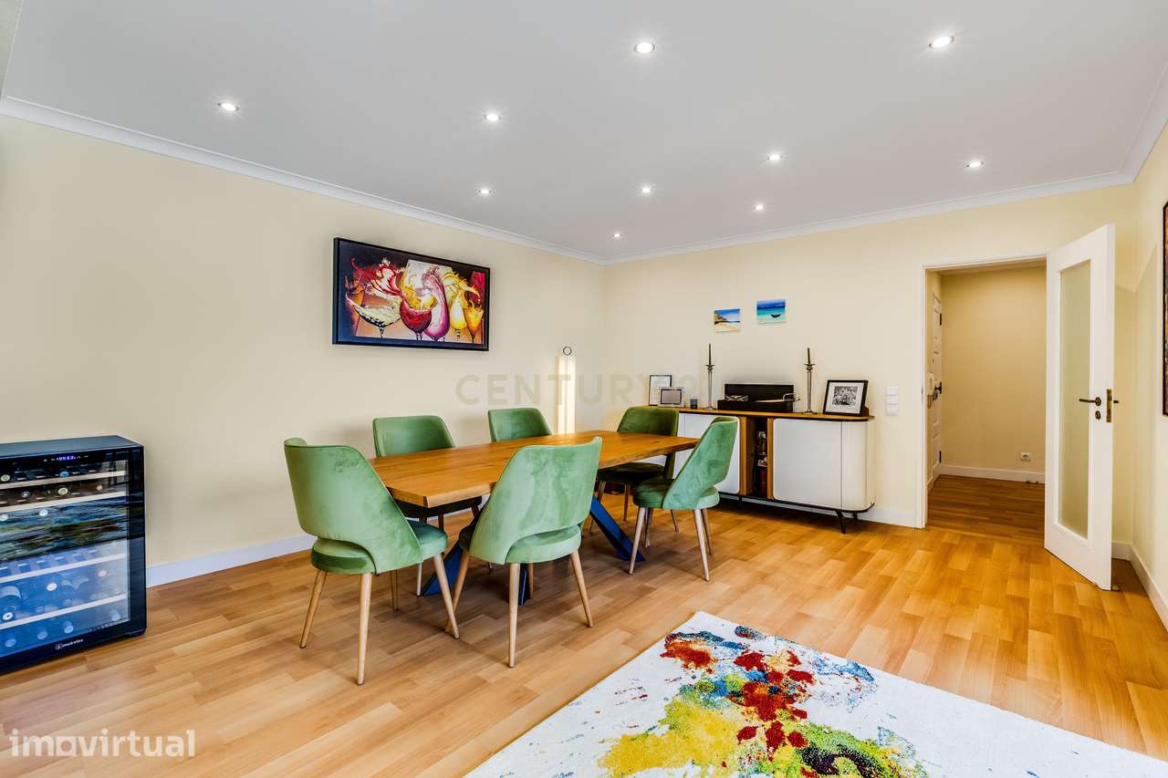 Apartamento T3 Renovado com Vista Deslumbrante – Faro - Grande imagem: 4/35