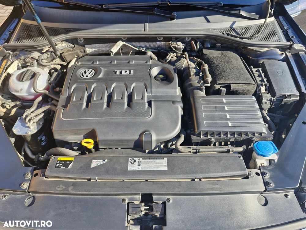 Volkswagen Passat 2.0 TDI (BlueMotion Technology) DSG Highline - 10