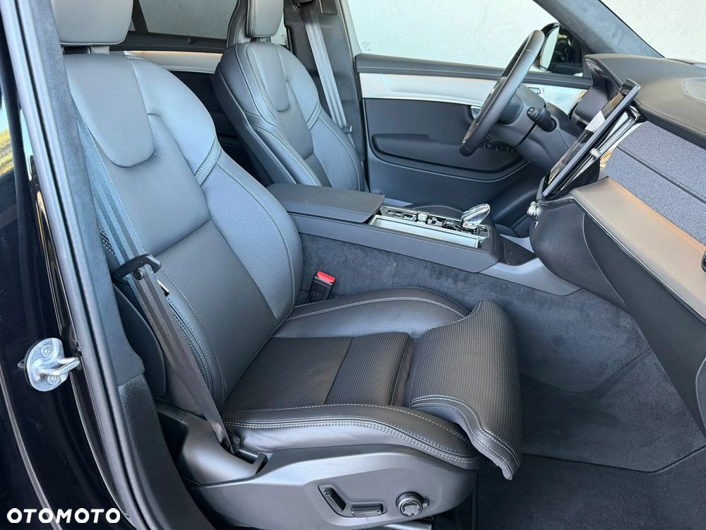 Volvo XC 90 T8 AWD Plug-In Hybrid Ultra Black Edition 7os - 10