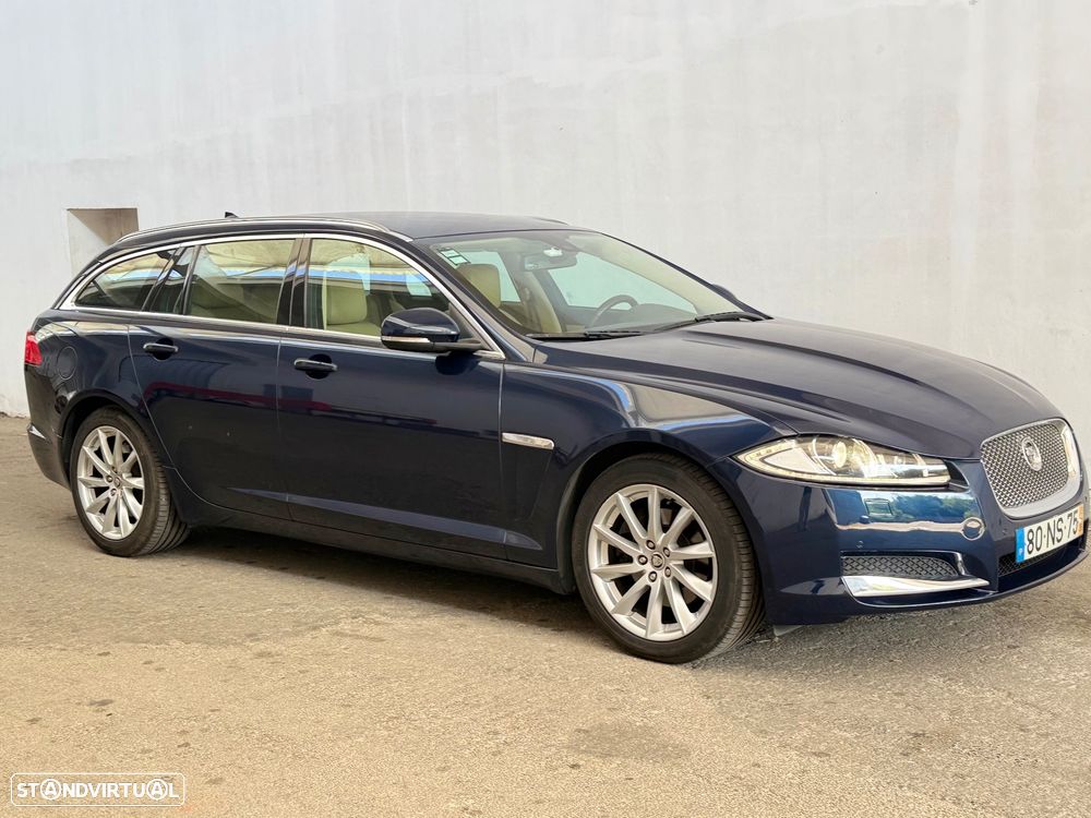Jaguar XF Sportbrake 2.2 D Premium Luxury - 1