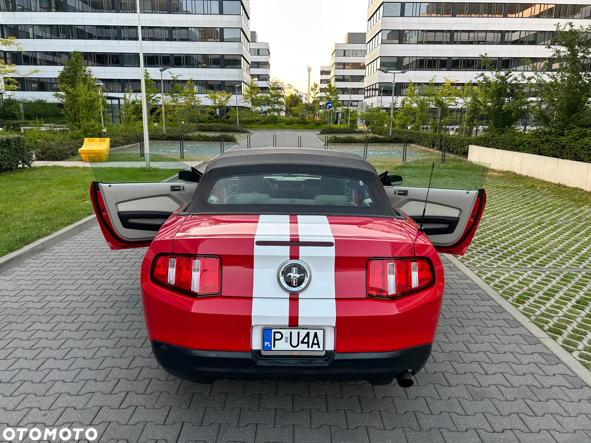 Ford Mustang - 28