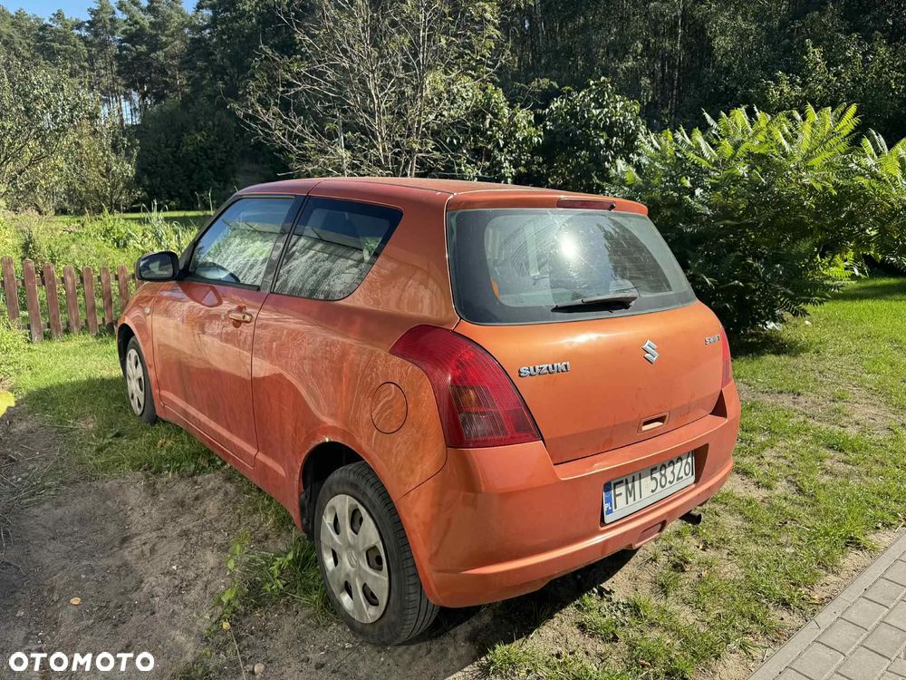 Suzuki Swift - 3