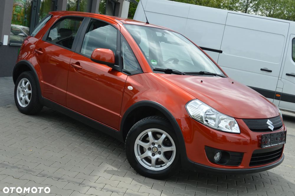 Suzuki SX4 1.5 Streetline 4x2 Classic - 2