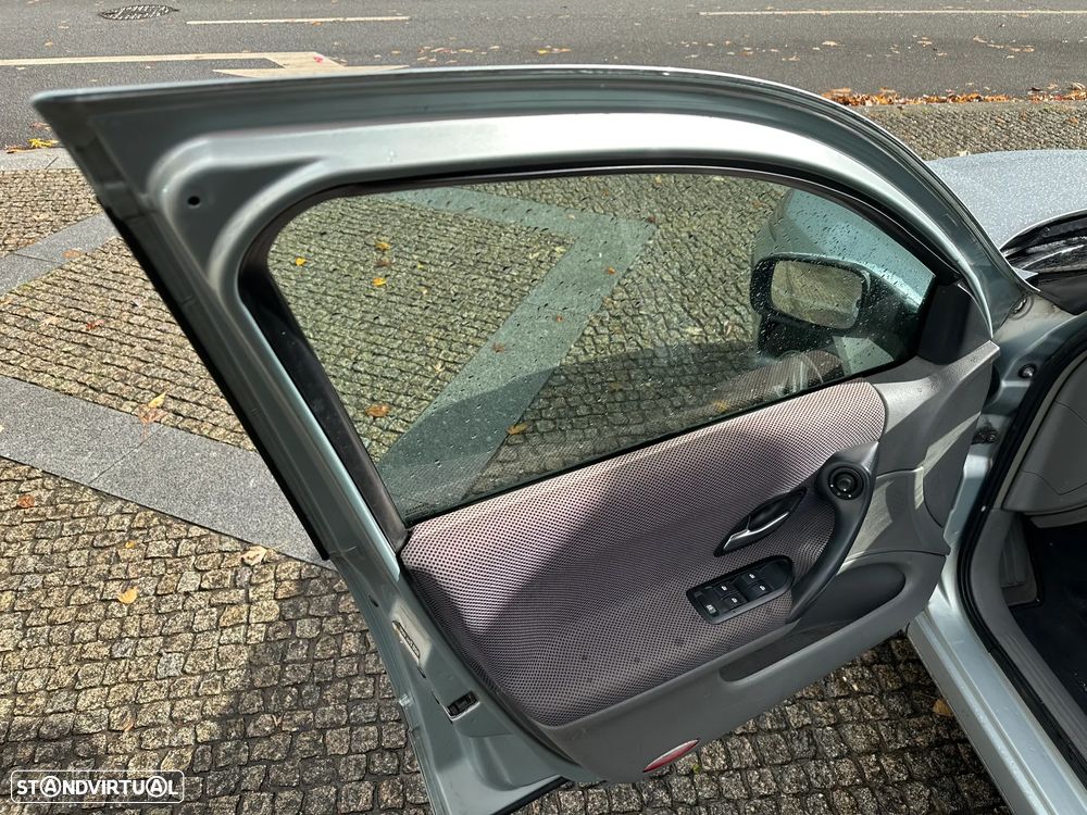 Renault Laguna Break 1.9 dCi Privilège - 13