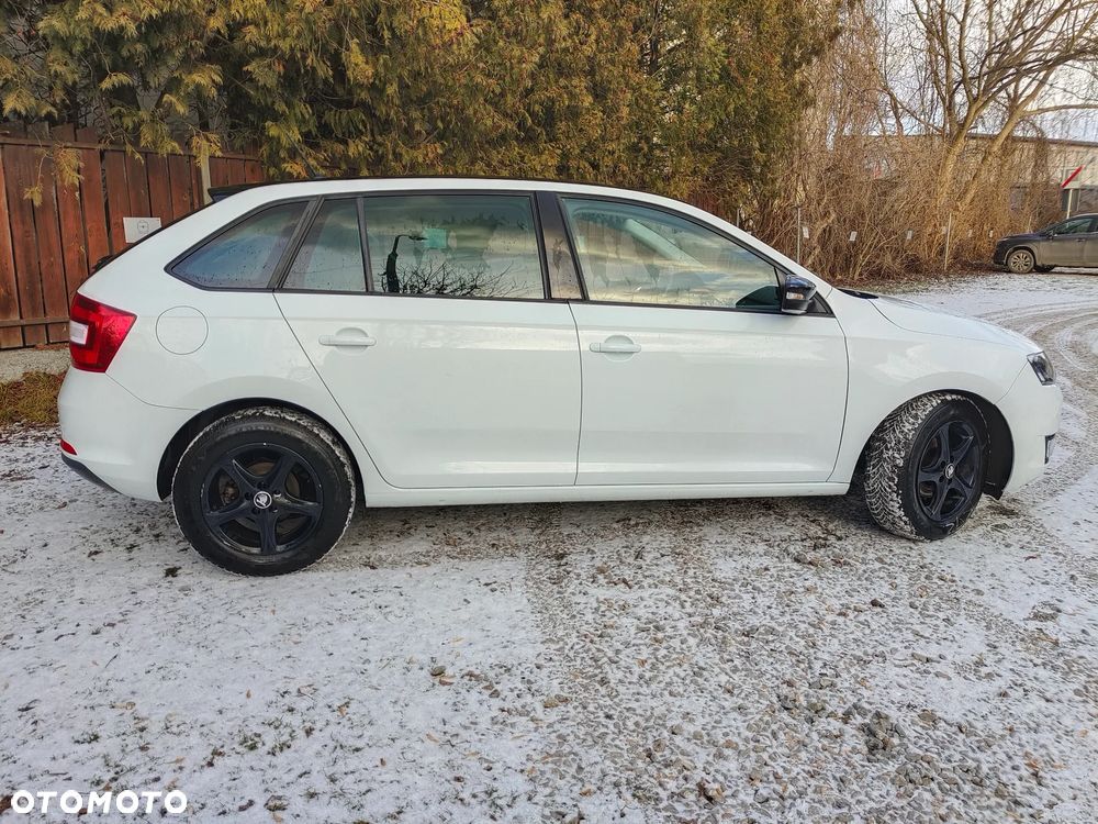Skoda RAPID 1.2 TSI (Green tec) DSG Style - 8