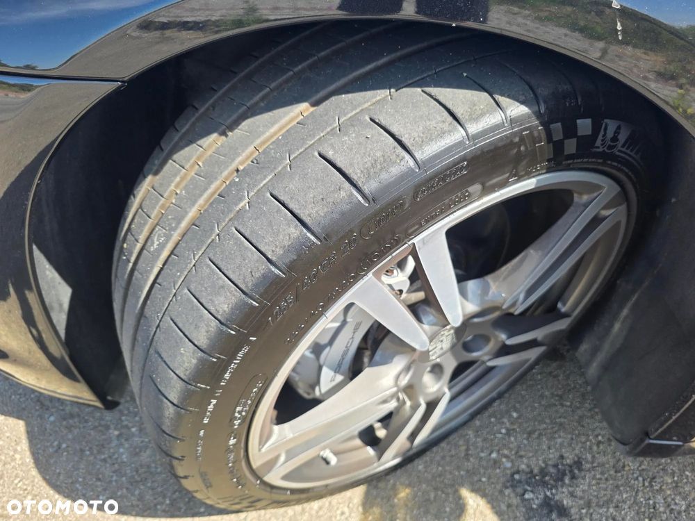 Porsche Panamera 4S PDK - 33