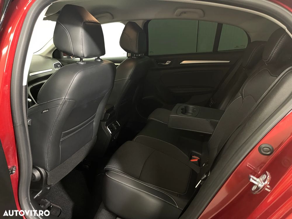 Renault Megane Blue dCi 116 EDC Intens - 12