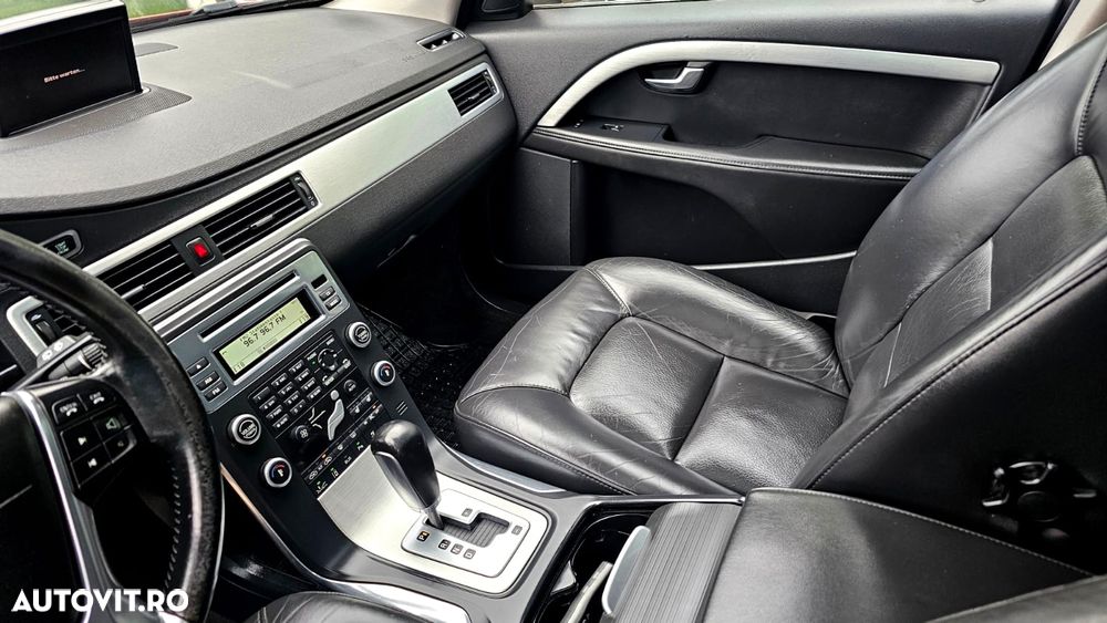 Volvo V70 D3 Geartronic Summum - 11