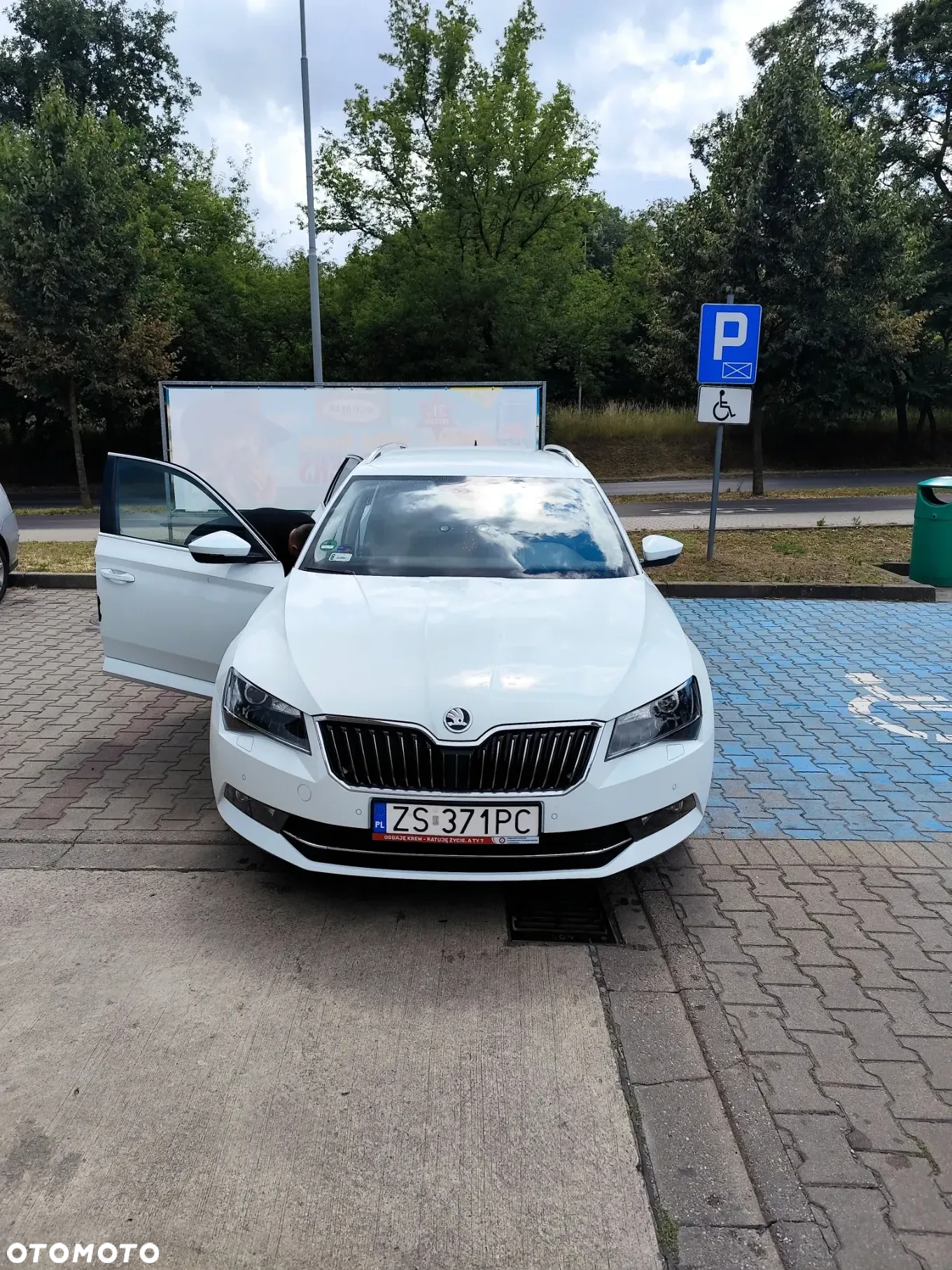 Skoda Superb 2.0 TDI DSG Style - 2