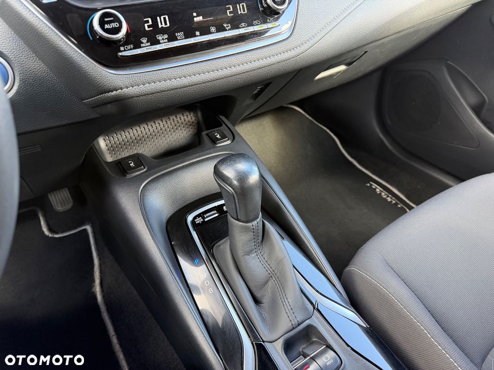 Toyota Corolla 1.8 Hybrid Comfort - 13