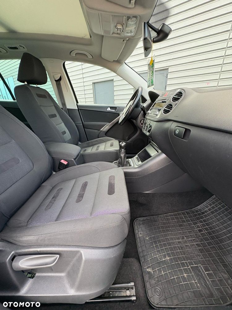 Volkswagen Tiguan - 13