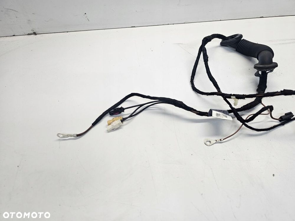 WIĄZKA KLAPY BAGAŻNIKA AUDI A3 8V 8V3971726C - 2