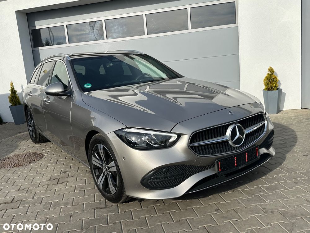 Mercedes-Benz C-Class 2024 photo 2