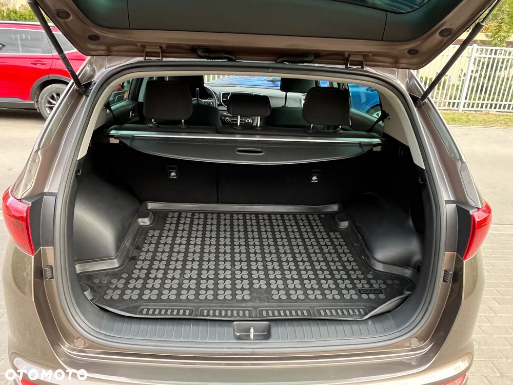 Kia Sportage 1.6 GDI L 2WD - 37