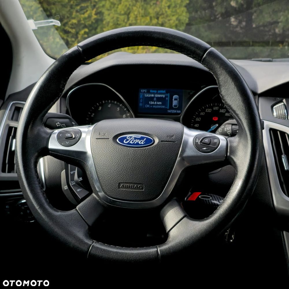 Ford Focus 1.0 EcoBoost Titanium - 33