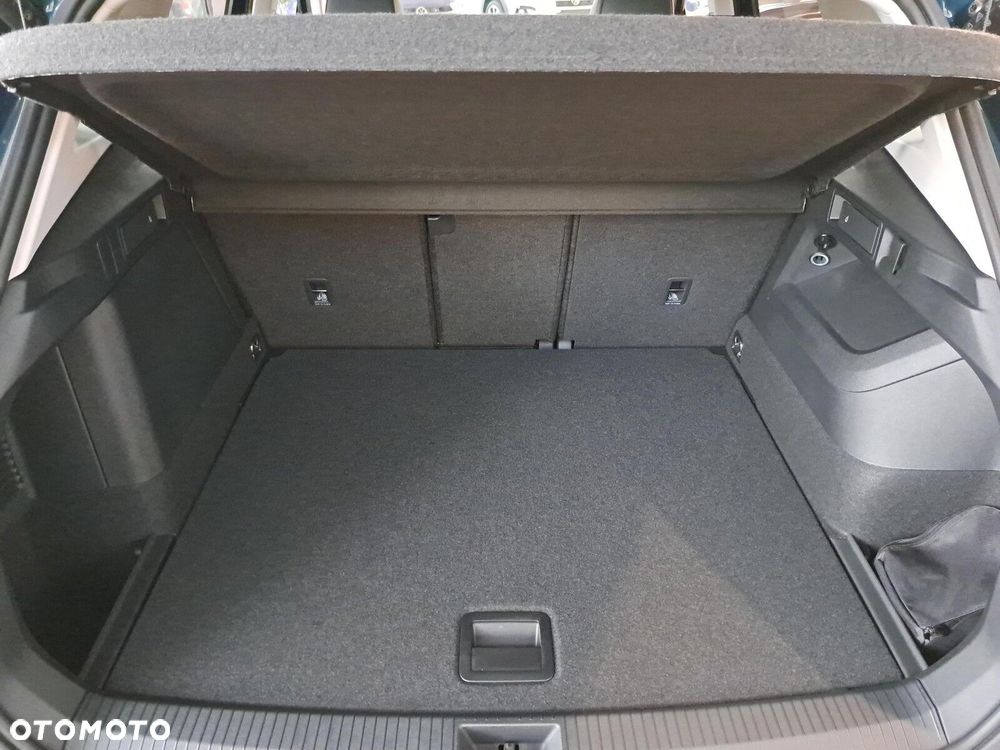 Volkswagen Tiguan - 17