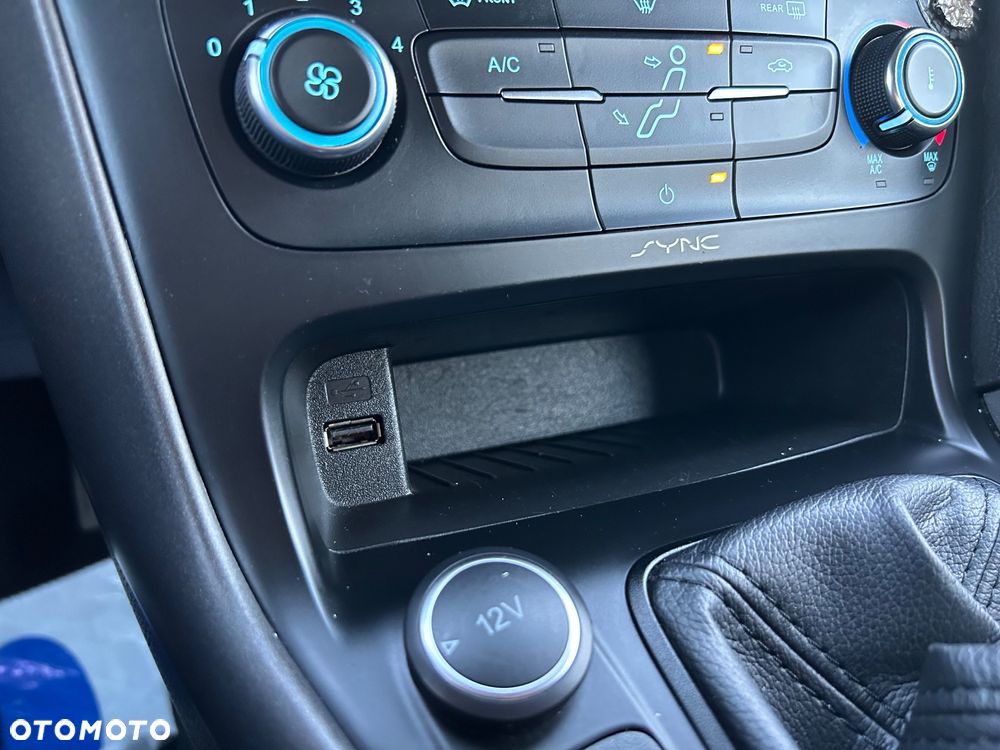 Ford Focus 1.6 Trend - 15