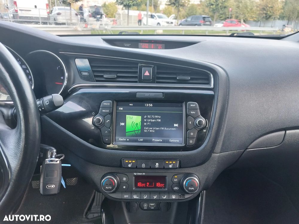 Kia Ceed - 13